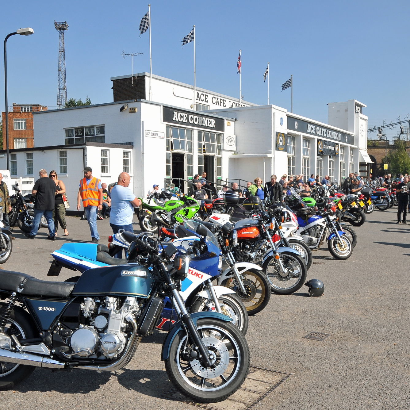 Ace Cafe London - classic Japanese day picture special